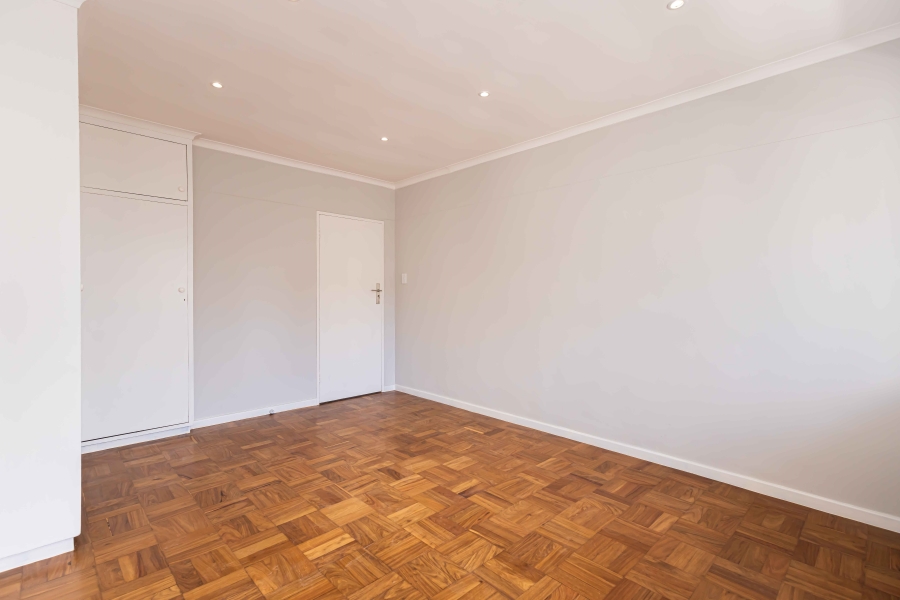To Let 2 Bedroom Property for Rent in Sea Point Western Cape